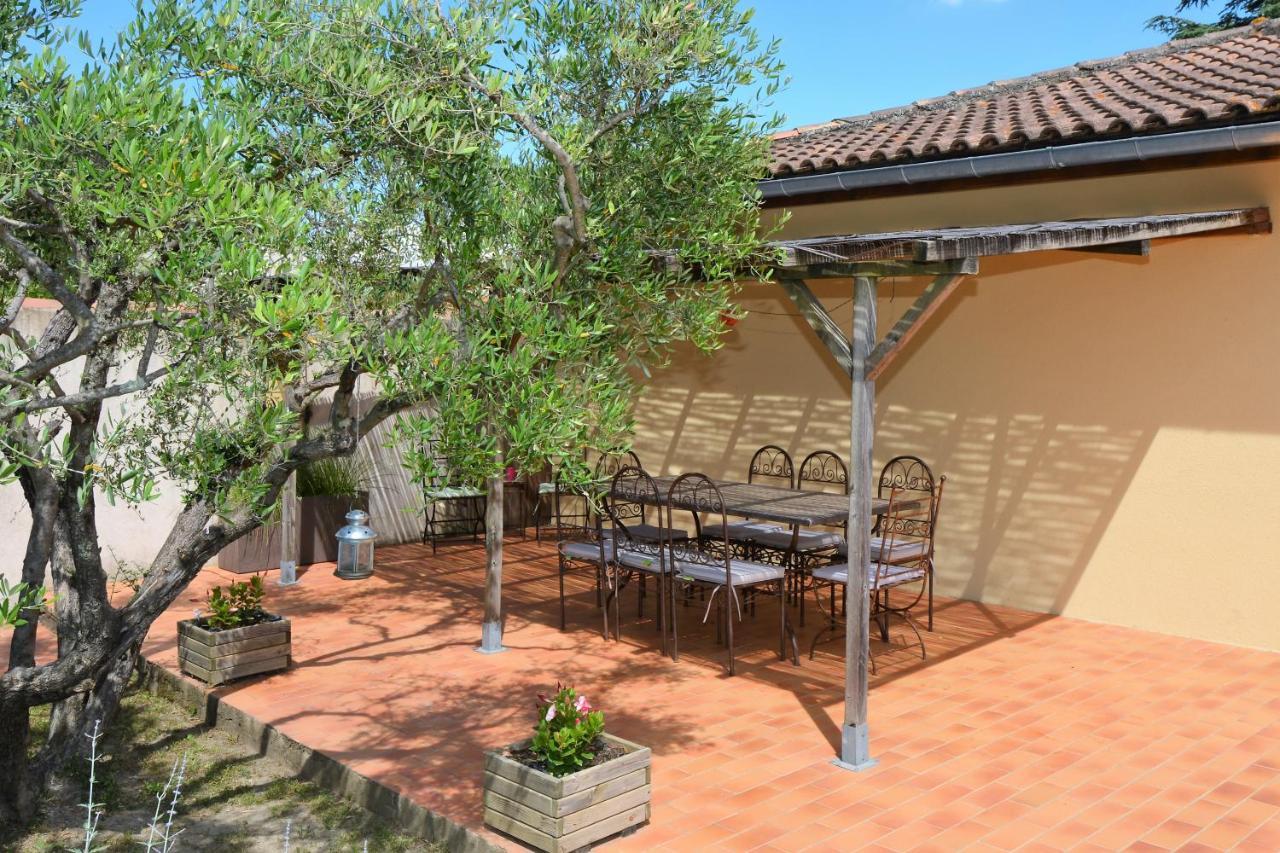 Villa In Comps With Private Pool And Airco المظهر الخارجي الصورة